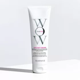   Color Wow - Color Security Conditioner - Színmegőrző Hajkondicionáló (Normál és Vastagszálú Hajra) 250ml