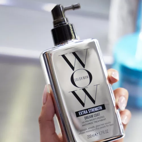 Color Wow - Dream Coat Supernatural Spray Extra Strength - Extra Erős és Ultra Hidratáló Hajegyenesítő és Kisimító Spray 200ml