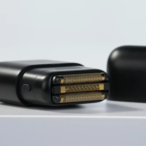 Cocco - Impacto Shaver - Professzionális Elektromos Borotva (Black)