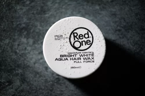RedOne - Aqua Hair Wax - Vízbázisú Fényes Hajwax - Bright White 150ml - Barack Illat