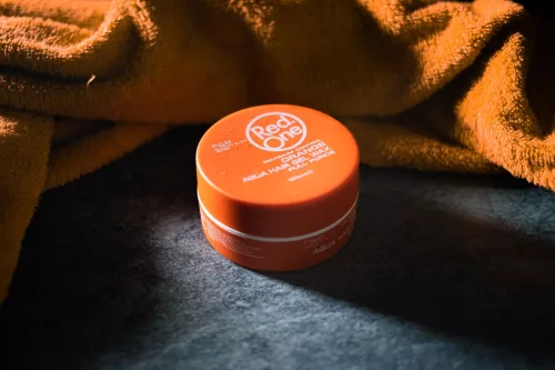 RedOne - Aqua Hair Wax - Vízbázisú Fényes Hajwax - Orange 150ml - Sárgadinnye Illat